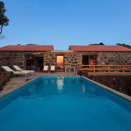 Pocinhobay Bed & Breakfast 4*