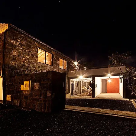 Pocinhobay Bed & Breakfast 4*