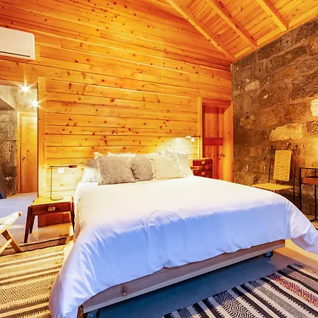 Bed & Breakfast Pocinhobay