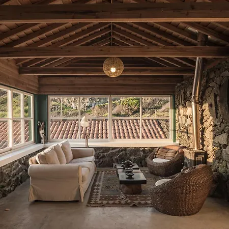 Bed & Breakfast Pocinhobay 4*