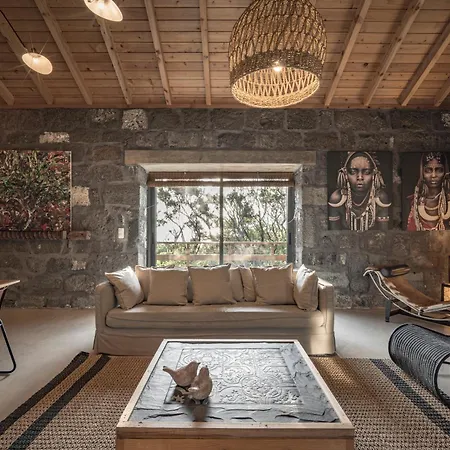 Pocinhobay Bed & Breakfast 4*