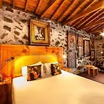 Bed & Breakfast Pocinhobay Madalena (Azores)