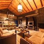 Pocinhobay Bed & Breakfast