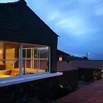 Bed & Breakfast Pocinhobay 4*