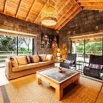 Bed & Breakfast Pocinhobay