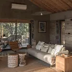 Pocinhobay Bed & Breakfast 4*
