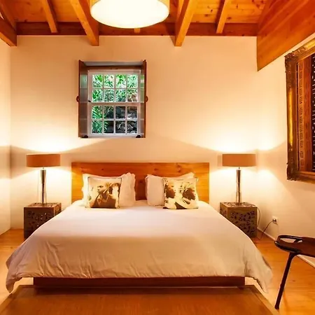 Pocinhobay Bed & Breakfast