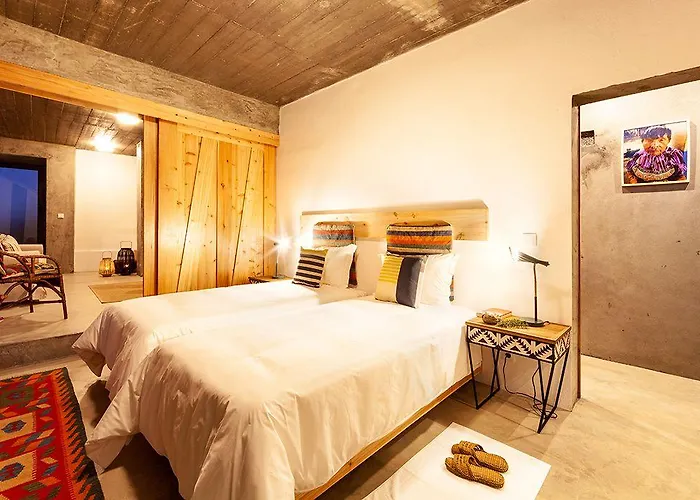 Pocinhobay Madalena (Azores)